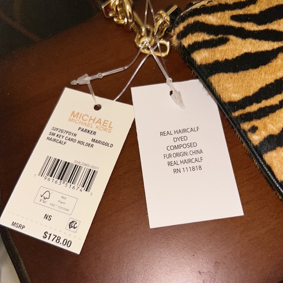 Michael Kors Parker key card holder - Picture 8 of 12